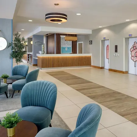 Hampton By Hilton Bournemouth-2